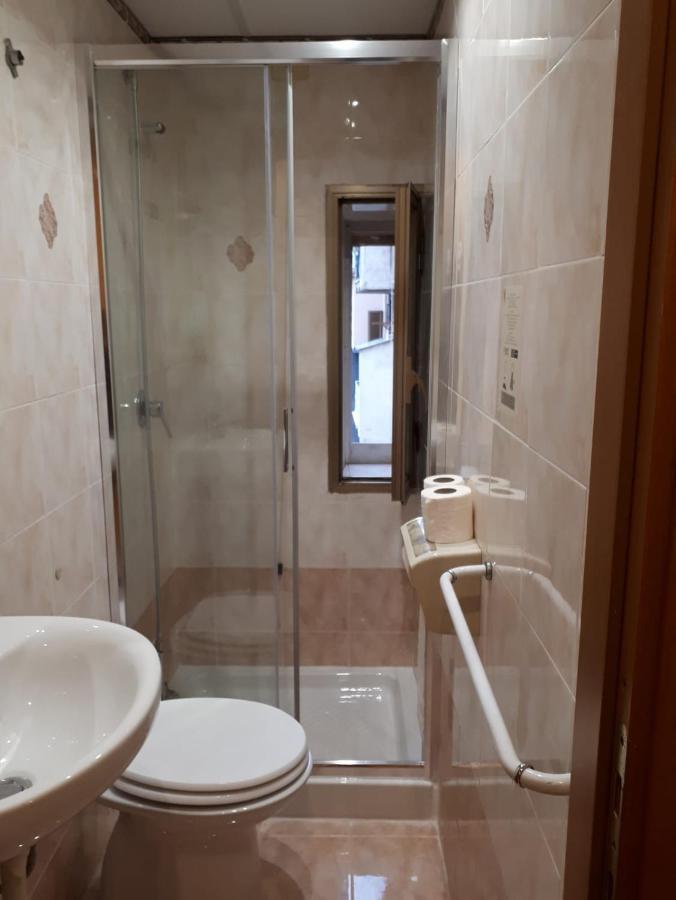 Sun Light Guest House 2 Roma Esterno foto